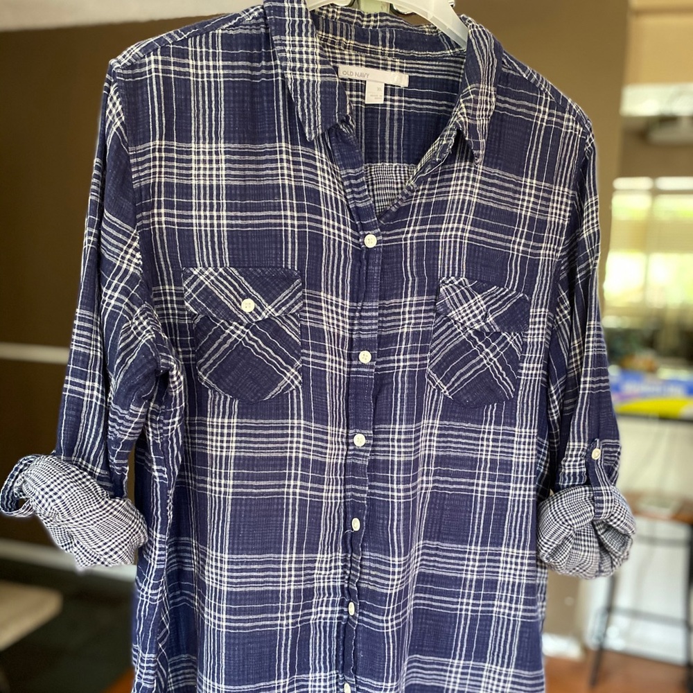 Woven XL Old Navy Blue Plaid Button-Up